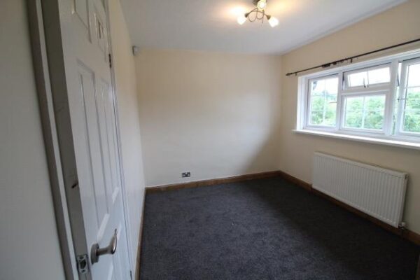 3 Bed House - Blumfield Crescent, Burnham SL1 6NH