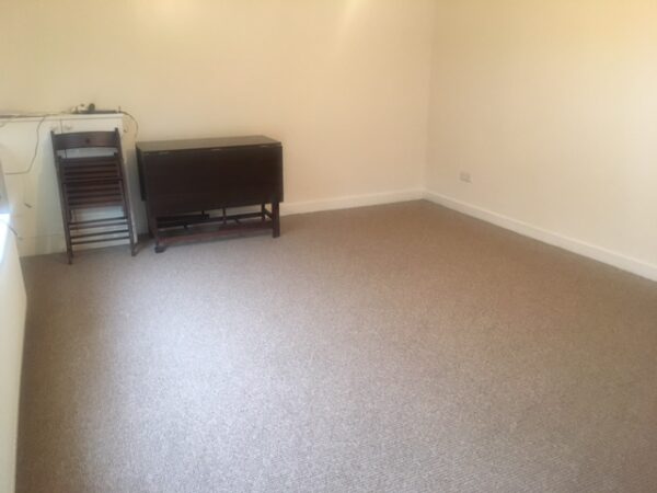 3 Bed House - Uxbridge Road, Slough