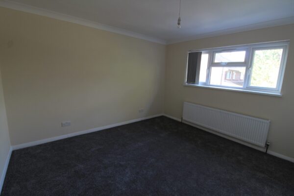 3 Bed House - Willoners, Slough