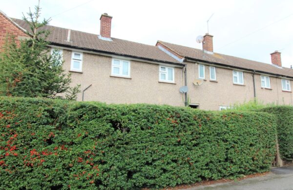 3 Bed House - Willoners, Slough