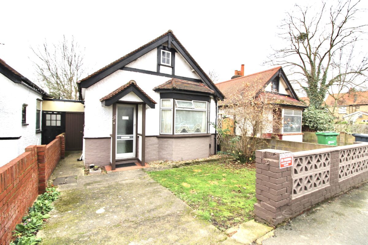 1 Bed Bungalow - St Johns Road, Slough