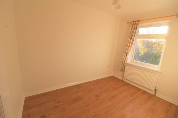 3 Bed House - Salt Hill Way, Slough