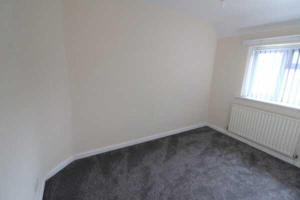 4 Bedroom House - Aylesbury Crescent, Slough