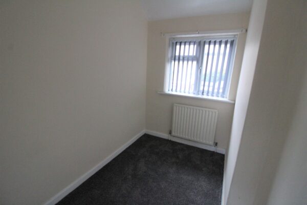 4 Bedroom House - Aylesbury Crescent, Slough