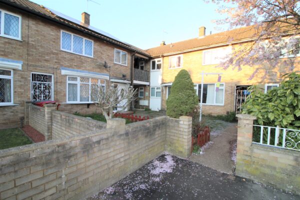 1 Bedroom Flat - Marescroft Road, Slough