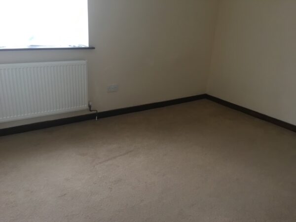 2 Bedroom Flat - Damson Grove, Slough