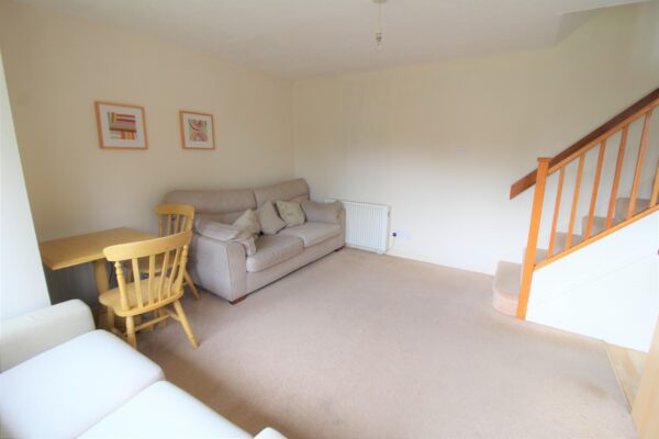 1 Bedroom House - Sycamore Walk, Englefield Green