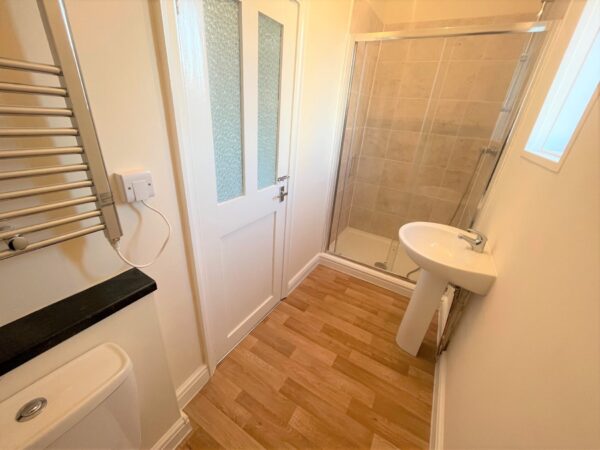 1 Bedroom Maisonette - Diamond Road, Slough