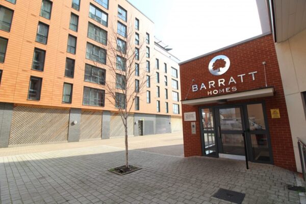 2 Bed 2 Bathroom Apartment - The Junction, Grays Road, Slough