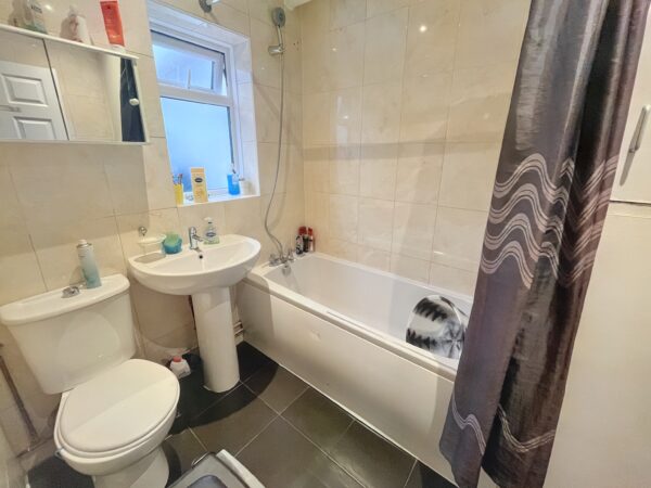 3 Bedroom House - Howard Avenue, Slough