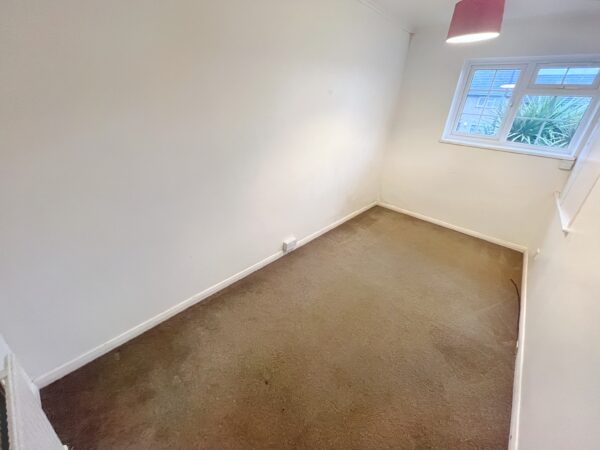 3 Bedroom House - Chatfield, Slough