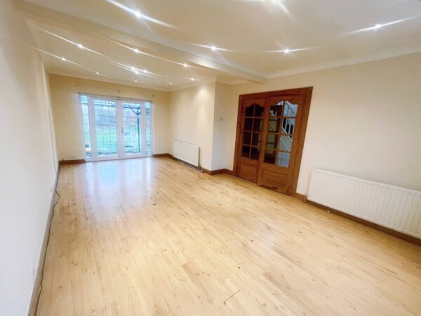 3 Bedroom House - Oakley Crescent, Slough