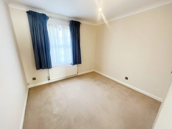 3 Bedroom House - West Common Close, Gerrards Cross