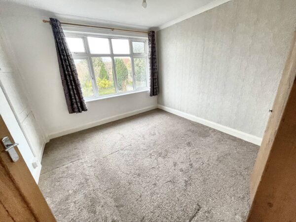 SHORT TERM LET - 3 Bed House - Shaggy Calf Lane, Slough