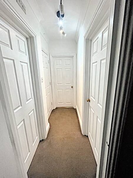 2 Bedroom Flat - Upton Park, Slough