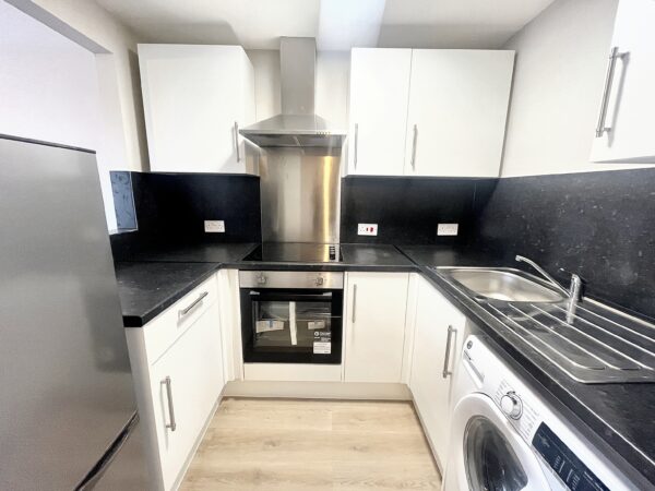 1 Bedroom Flat - Maplin Park, Langley