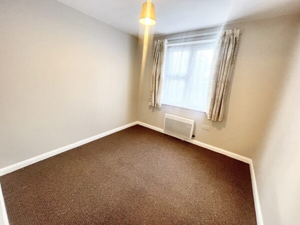 1 Bedroom Flat - Maplin Park, Langley