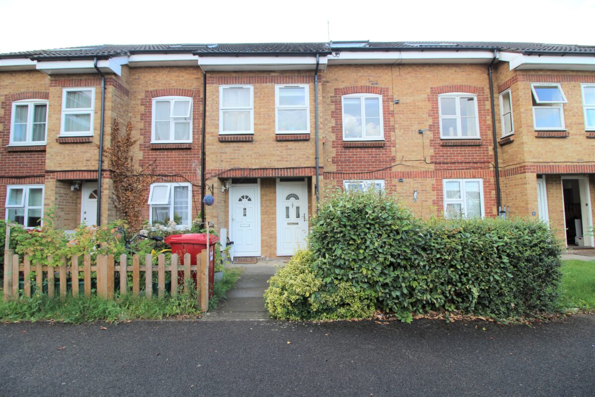 1 Bedroom Flat - Maplin Park, Langley