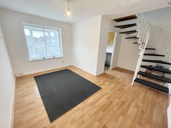 1 Bedroom House - Chiltern Road, Burnham