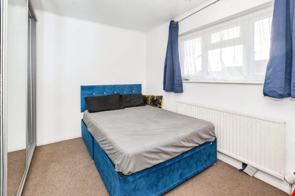 3 Bedroom House - Chatfield, Slough