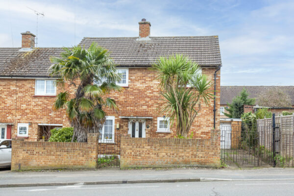 3 Bedroom House - Chatfield, Slough