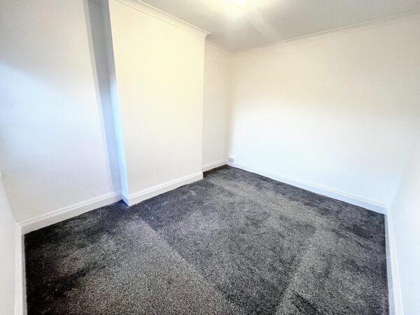 1 Bedroom Maisonette - Diamond Road, Slough