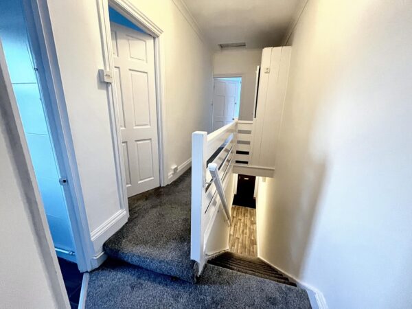 1 Bedroom Maisonette - Diamond Road, Slough