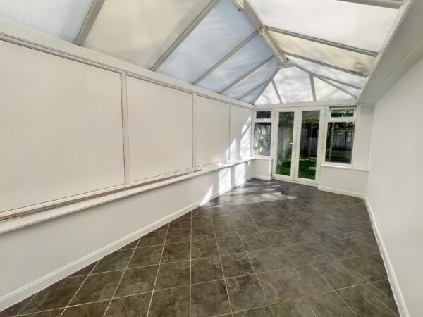 4 Bedroom House - Beech Hill Road, Ascot