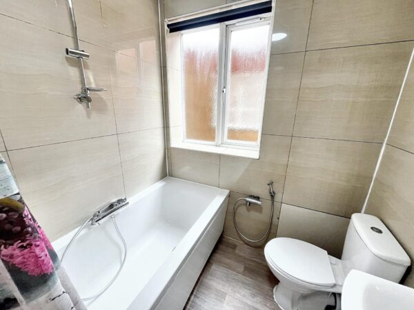 2 Bedroom Maisonette - Lansdowne Avenue, Slough