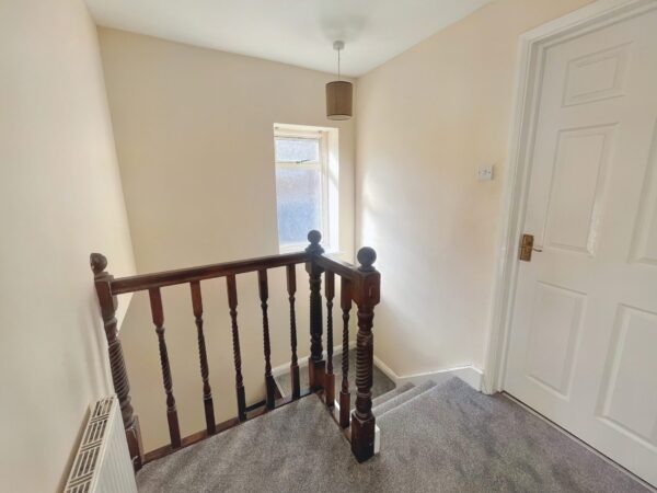 4 Bedroom House - Beech Hill Road, Ascot
