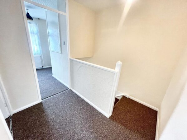 3 Bedroom House - Borderside, Slough