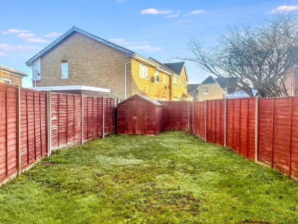 3 Bed House - Molyn Mews, Slough
