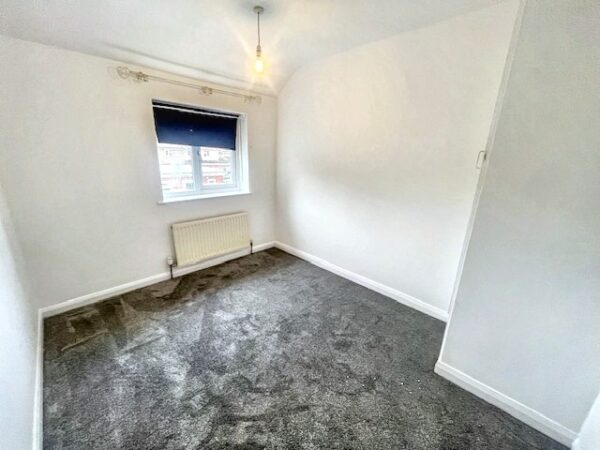 3 Bed House - Beaumont Road, Slough