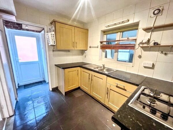 3 Bed House - Beaumont Road, Slough