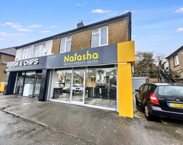 3 Bedroom Flat - Burnham Lane, Slough