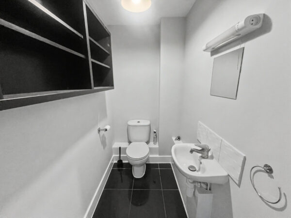 3 Bed Townhouse - London Road, Langley