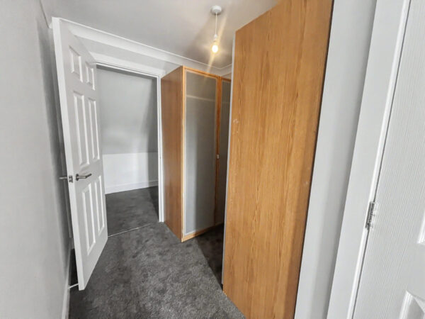 3 Bed Townhouse - London Road, Langley