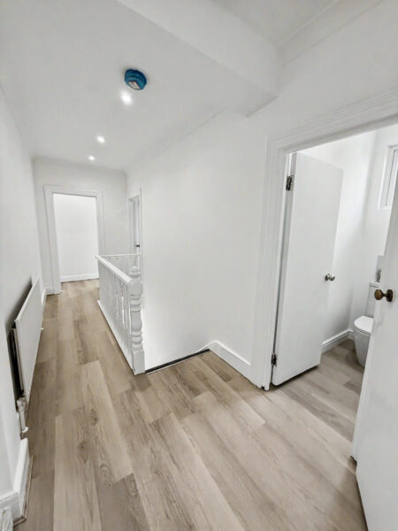 2 Bedroom 1st Floor Maisonette - Wellesley Road, Slough