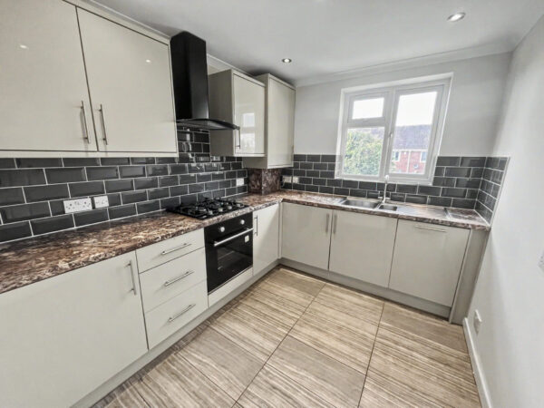 1 bedroom Maisonette - Stoke Road, Slough