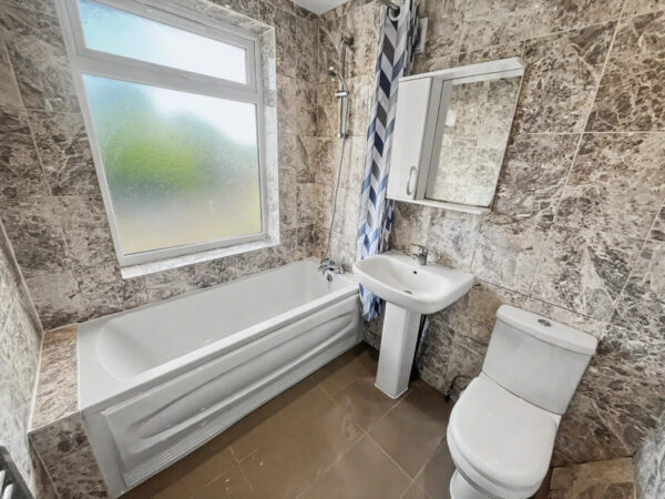 1 bedroom Maisonette - Stoke Road, Slough