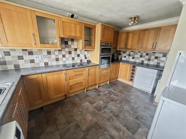 3 Bedroom House -Wavell Gardens, Slough