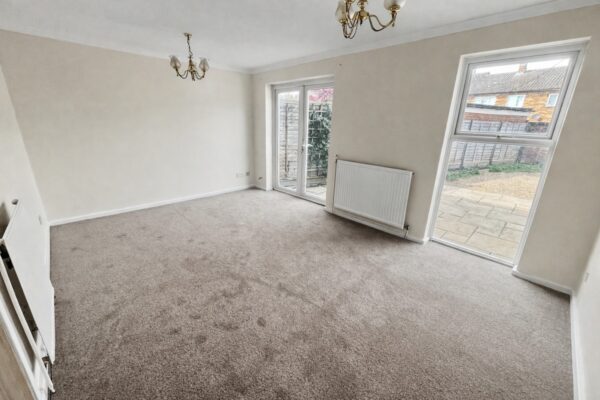 3 Bedroom House -Wavell Gardens, Slough