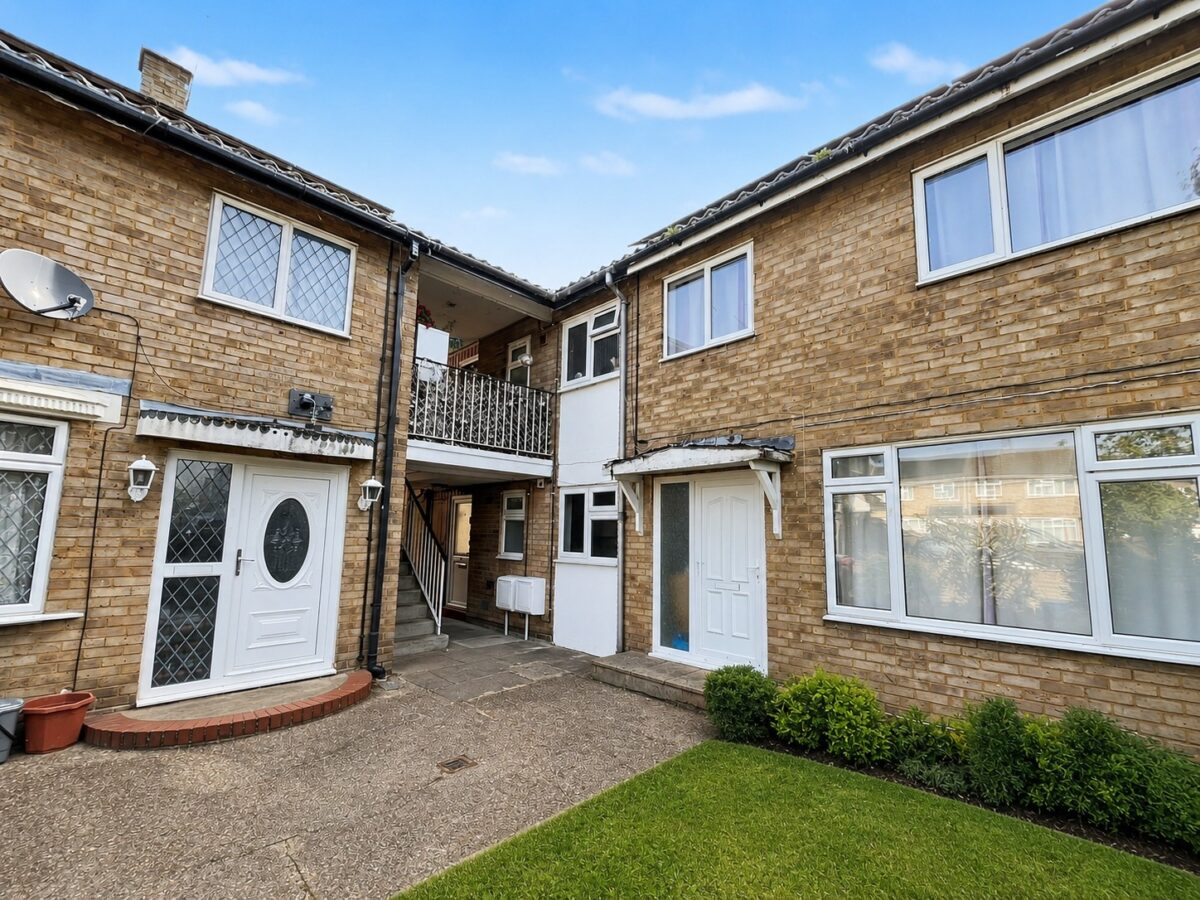 1 Bedroom Flat - Marescroft, Slough