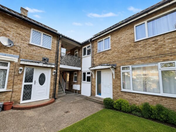 1 Bedroom Flat - Marescroft, Slough