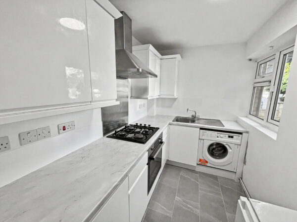 1 Bedroom Flat - Marescroft, Slough