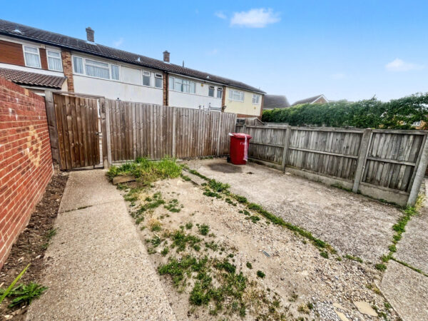 3 Bedroom House - Parlaunt Road, Langley