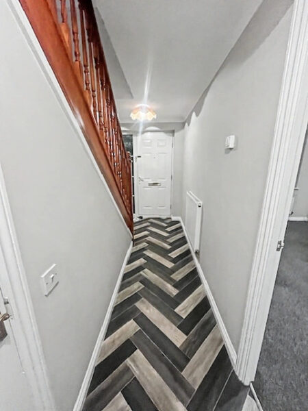 3 Bedroom Detached House - Stornaway Road, Langley