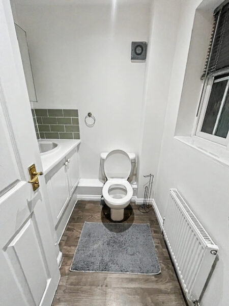 3 Bedroom Detached House - Stornaway Road, Langley