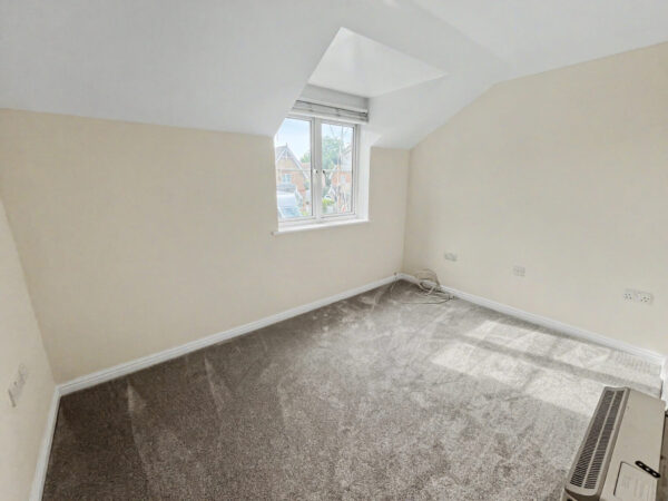 2 Bedroom House - Huntington Place, Langley