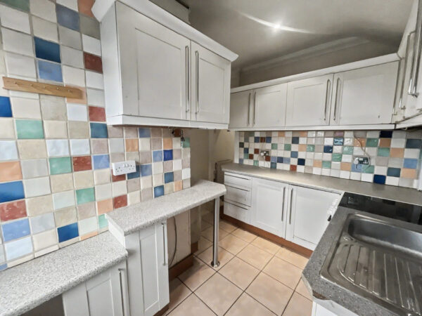 1 Bedroom Maisonette - Diamond Road, Slough